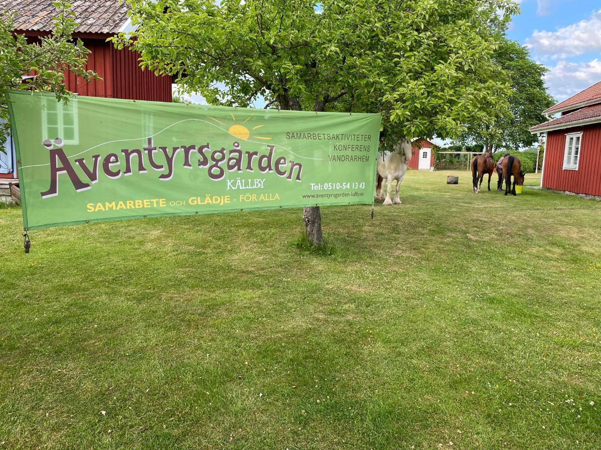 Aeventyrsgardens Vandrarhem, Kinnekulle Kallby Екстер'єр фото