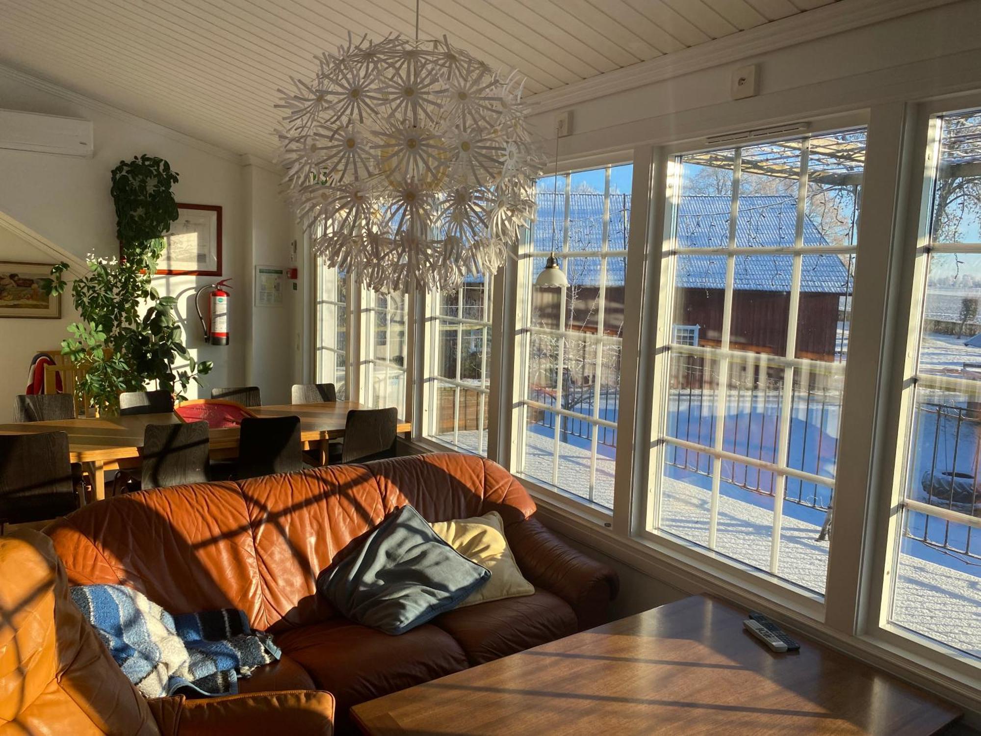 Aeventyrsgardens Vandrarhem, Kinnekulle Kallby Екстер'єр фото
